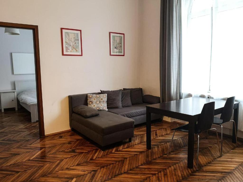 Next To The Mainsquare Appartement Krakau